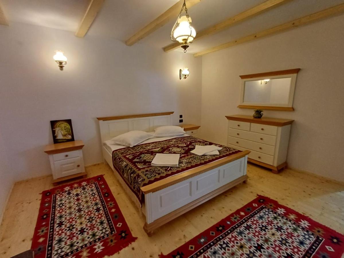 B&B Grădiștea de Munte - Casuta din Valea Regilor - Bed and Breakfast Grădiștea de Munte