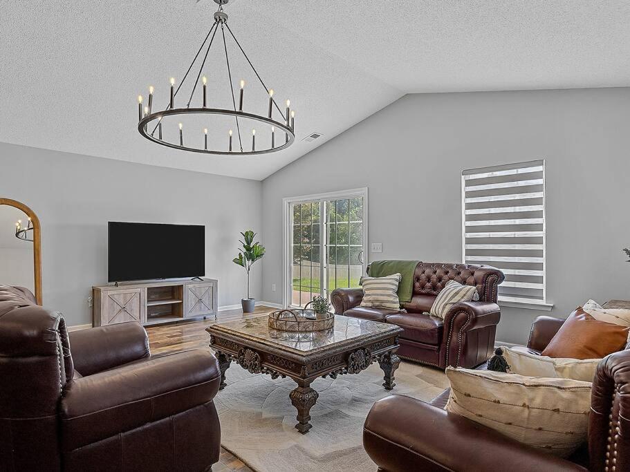 Rustic Retreat 3bdr/2bath - Bed and Breakfast Boiling Springs