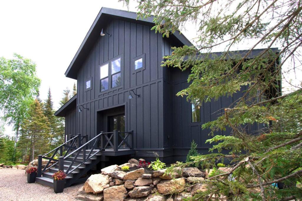 NEW Rustic Modern Cabin at Lutsen Mountains - B&B