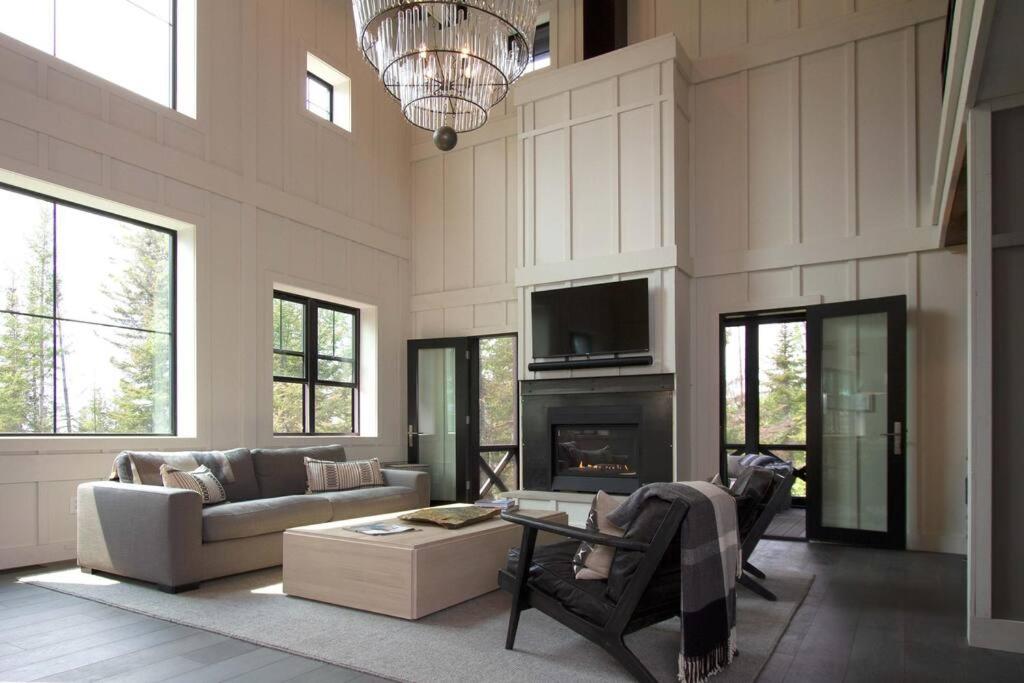 NEW Rustic Modern Cabin at Lutsen Mountains - B&B