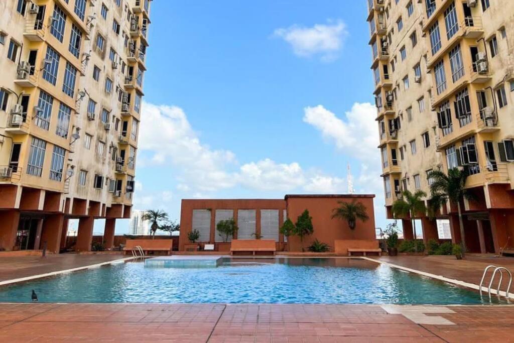 Ct Homestay Pelangi Mall Kota Bharu - B&B