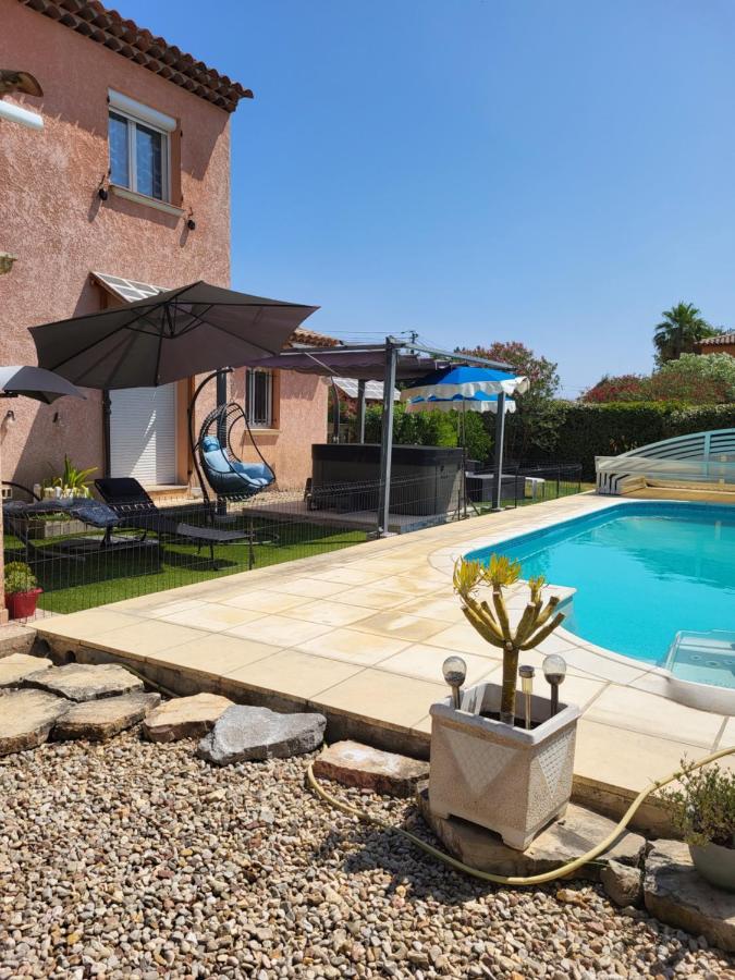 B&B Roquebrune-sur-Argens - La Toscane - Bed and Breakfast Roquebrune-sur-Argens