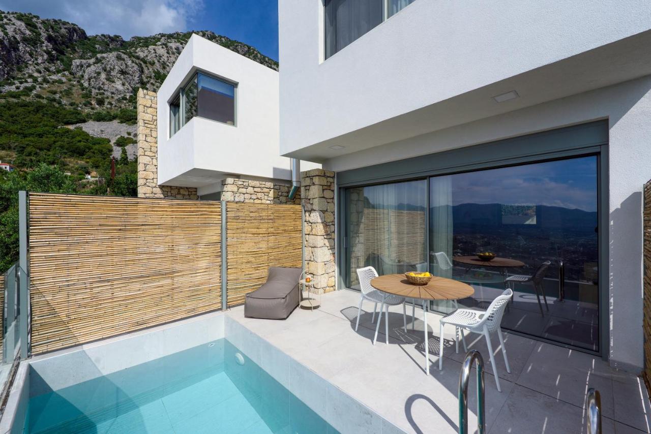 Lithos Retreat 2 - B&B