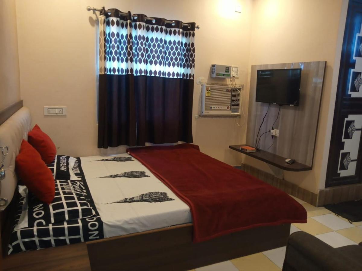 B&B Varanasi - Bliss Guest House Assi Ghat - Bed and Breakfast Varanasi