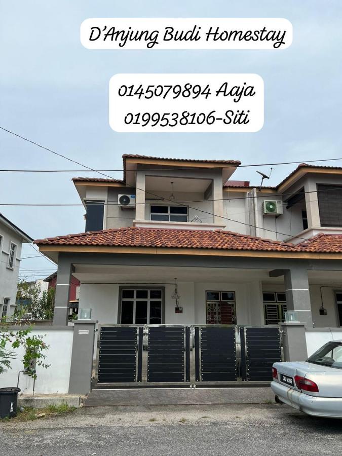 B&B Kampong Kemaman - D’Anjung Budi Homestay - Bed and Breakfast Kampong Kemaman