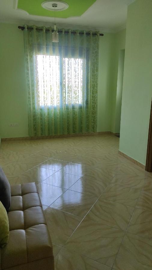 Guesthouse Isolde - B&B