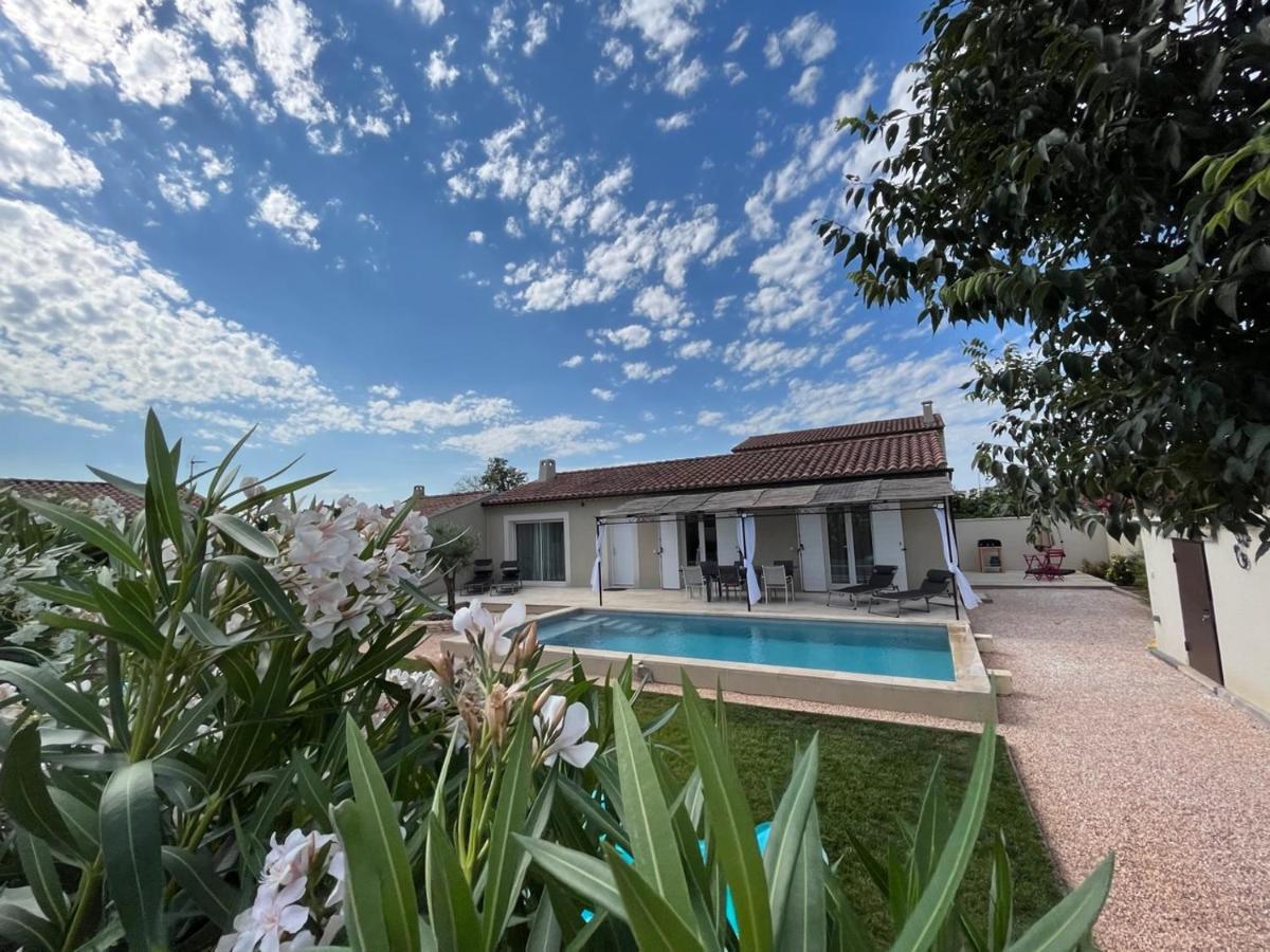 Villa provençale avec piscine - Chambres d’hôtes
