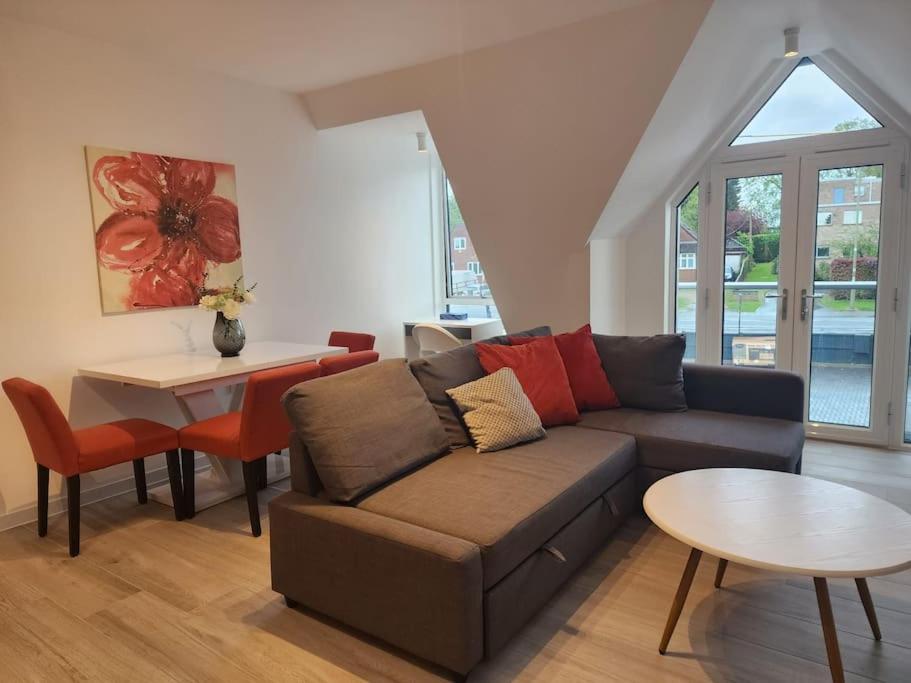 B&B Oxford - Paradigm Court, Brand New 1-Bedroom Flat (5), Oxford - Bed and Breakfast Oxford