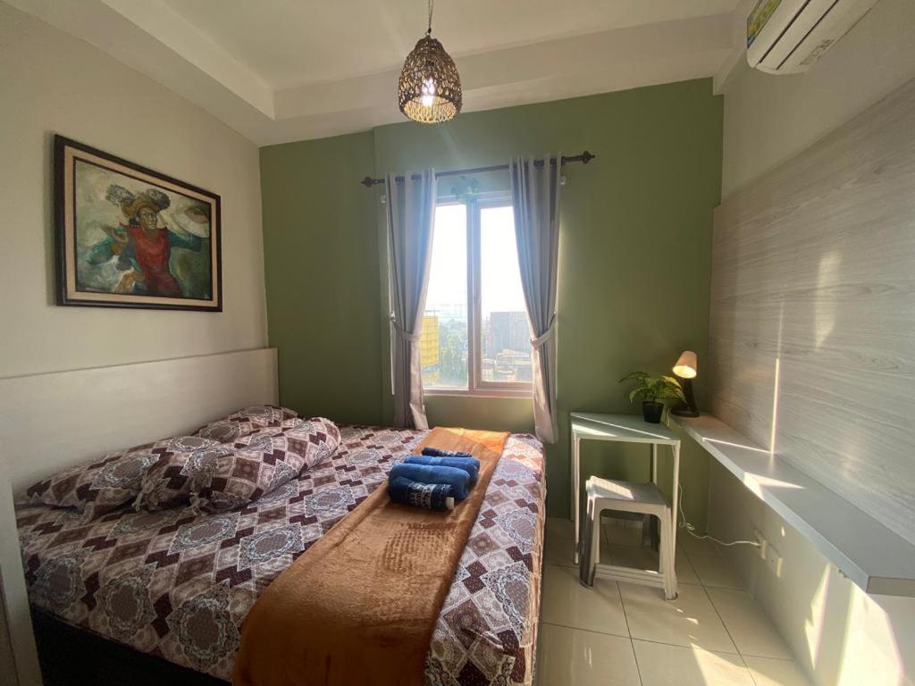 Comfy 2 Bedroom Apartmen Pavilion Permata Surabaya - B&B