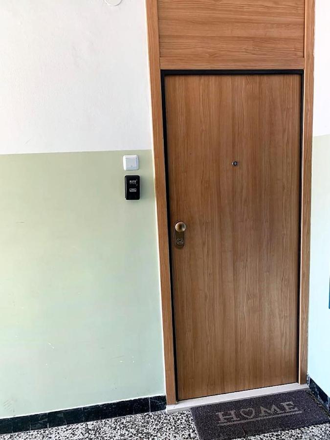 MM Split apartment - 5 min by car to the beach & city center - free public parking - B&B