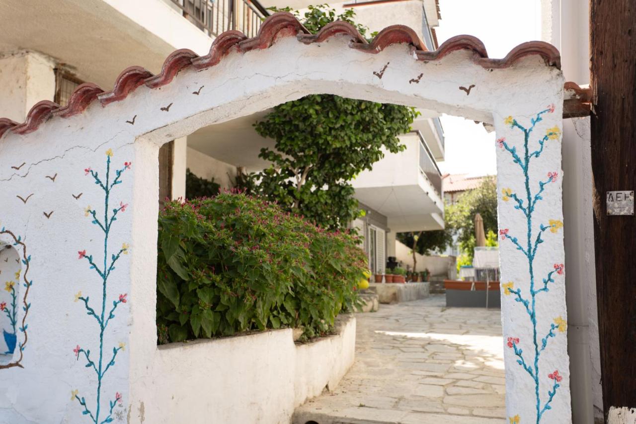F & B Summer Collection - Kassandra - Polichrono - B&B