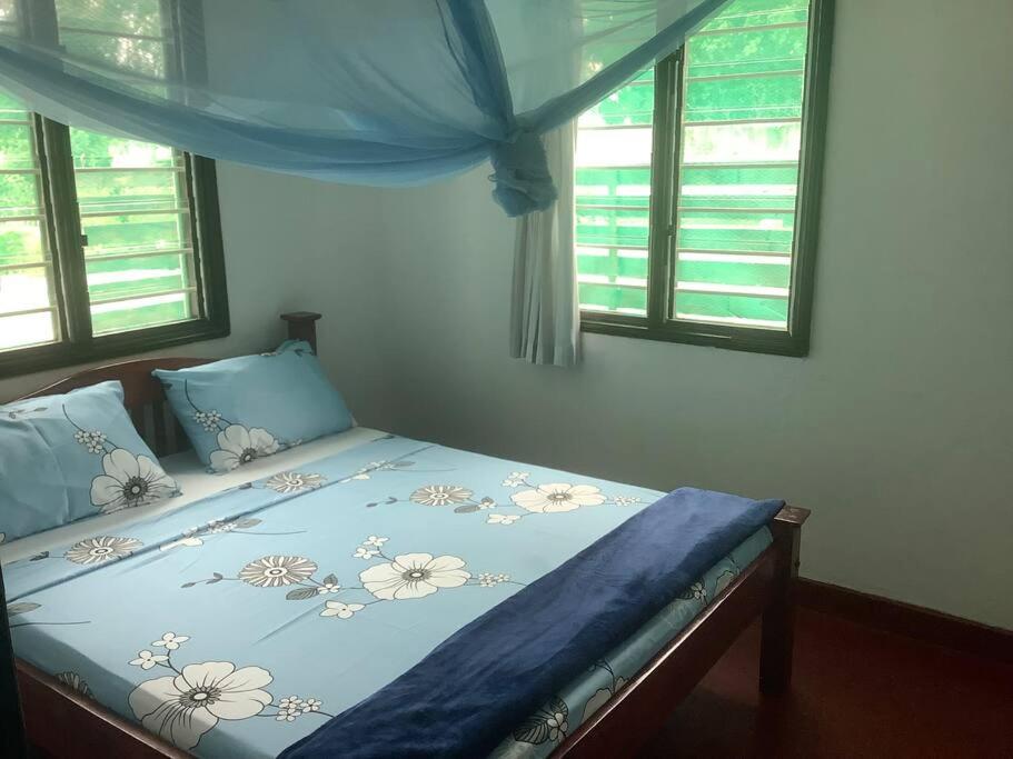 B&B Mombasa - Ndovu Cottage - Nyali - Bed and Breakfast Mombasa