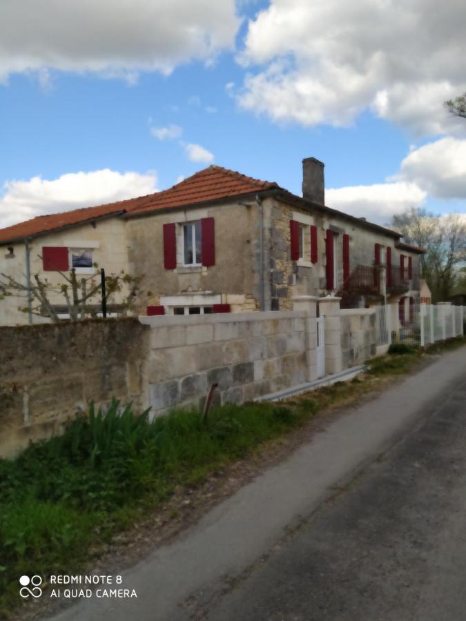 Chambre privative dans ferme rénovée à 7mn de Périgueux - B&B