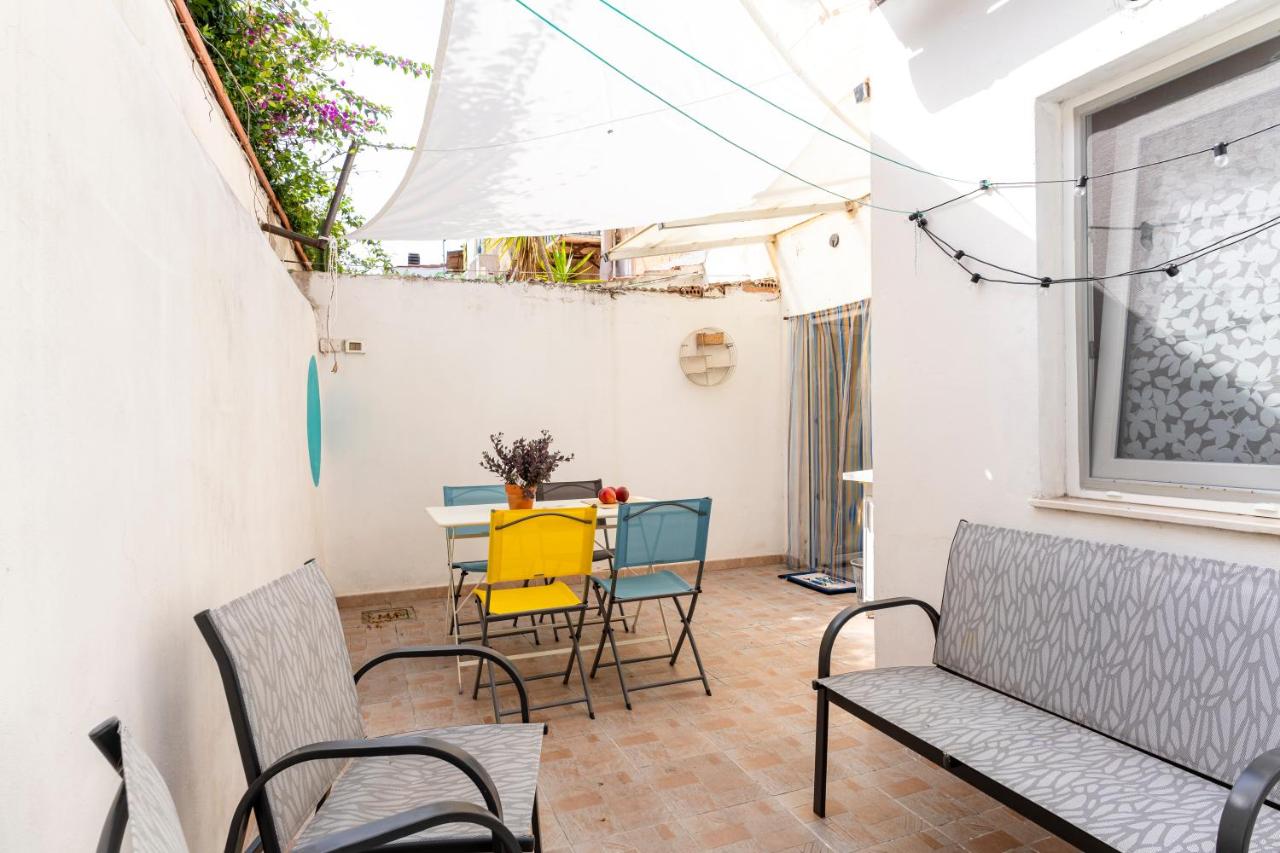 B&B Livorno - Livorno - Lovely & Central Studio with Terrace! - Bed and Breakfast Livorno