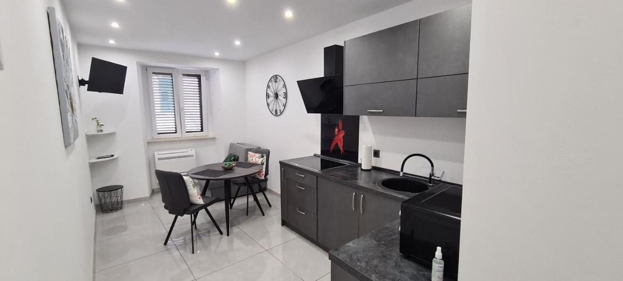Apartman Julija 1 - B&B