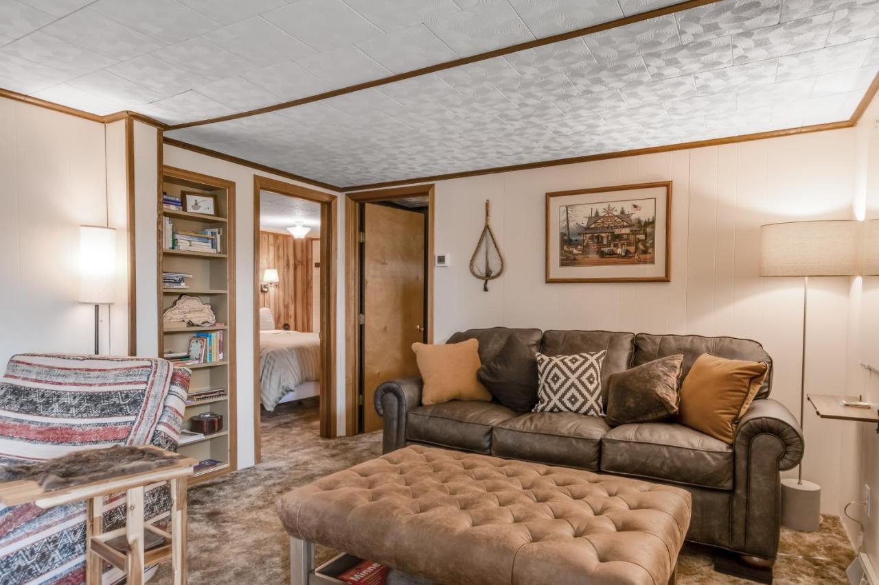 The Trail Hub - B&B Mercer