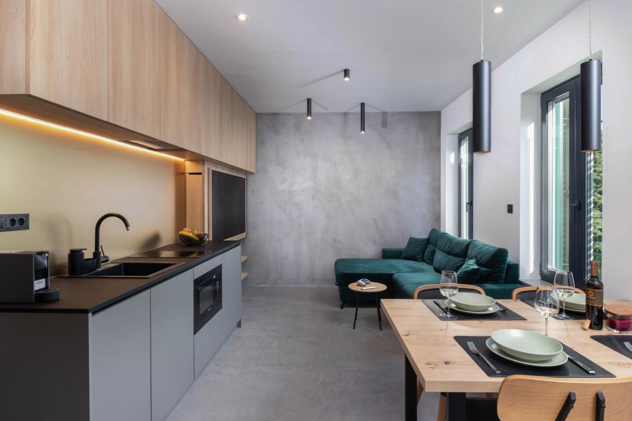 Villa Tonina Studio: City Center - B&B