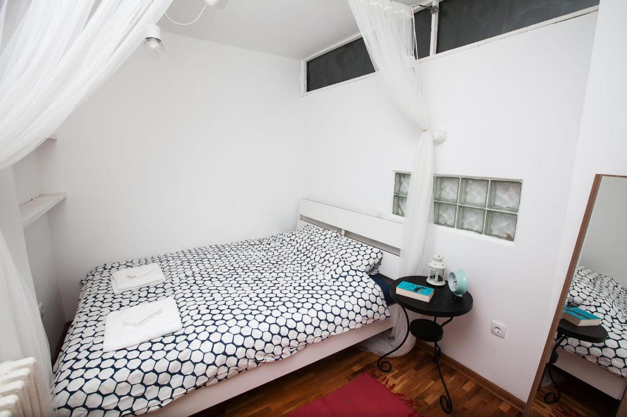 Dorcol Rooftop Apartment - B&B Belgrado