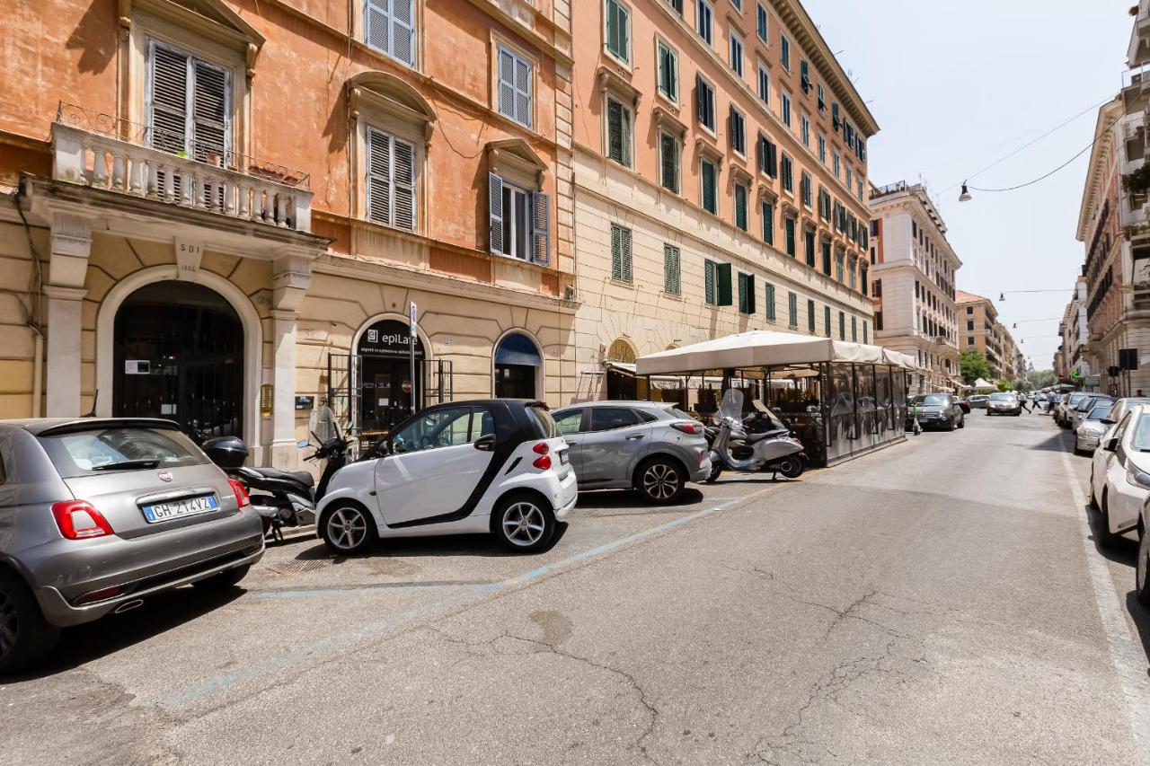 BMGA l Central Holiday House 2Bdr near Vatican - B&B Roma