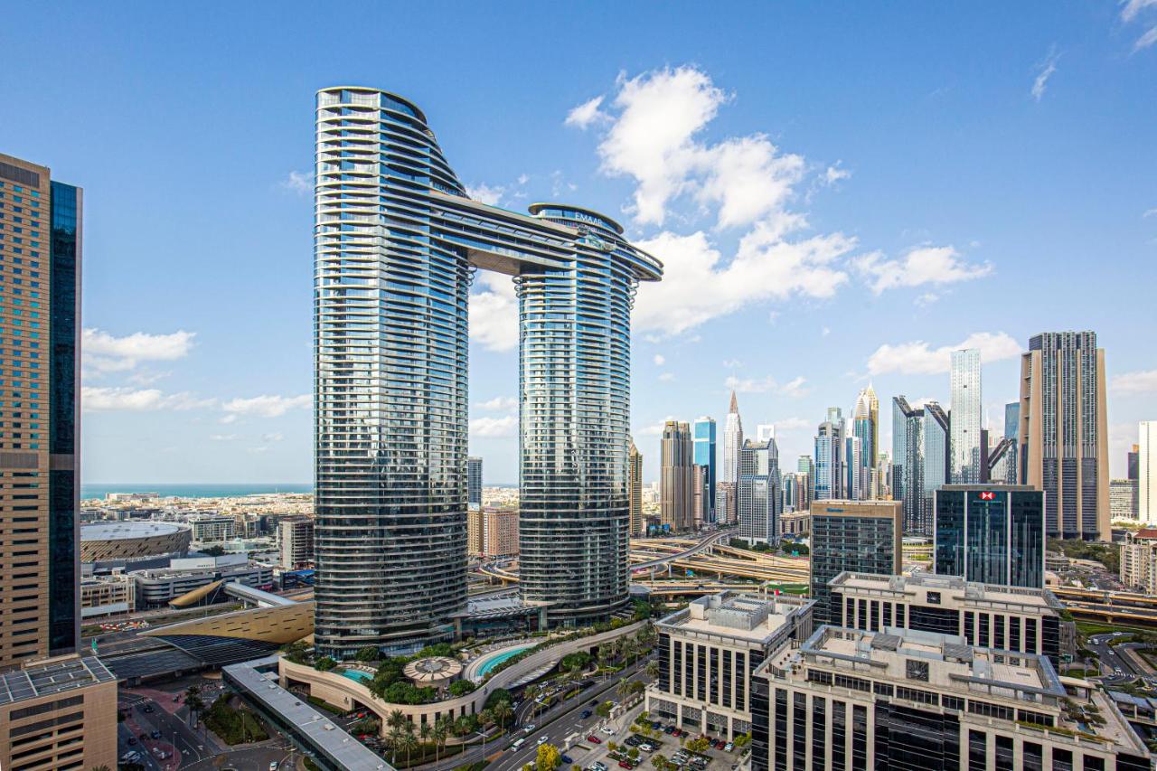Magnificent Luxurious 2 BR with City Skyline & Sea View - B&B