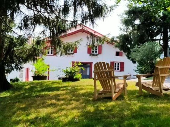 Au coeur du Pays Basque entre Mer et Montagne - Chambres d’hôtes Helette