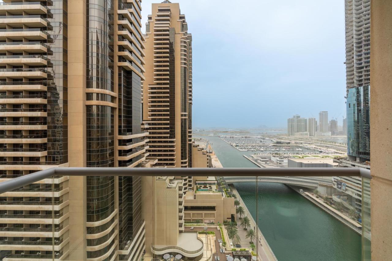 B&B Dubai - Vacay Lettings - 2BHK with Dubai Marina & Giant Wheel Views - Bed and Breakfast Dubai