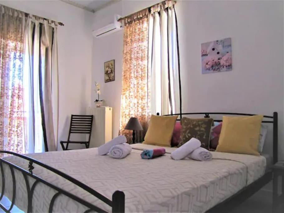 Toula's Garden-View Apartment 3 - Bed and Breakfast Moúdhros