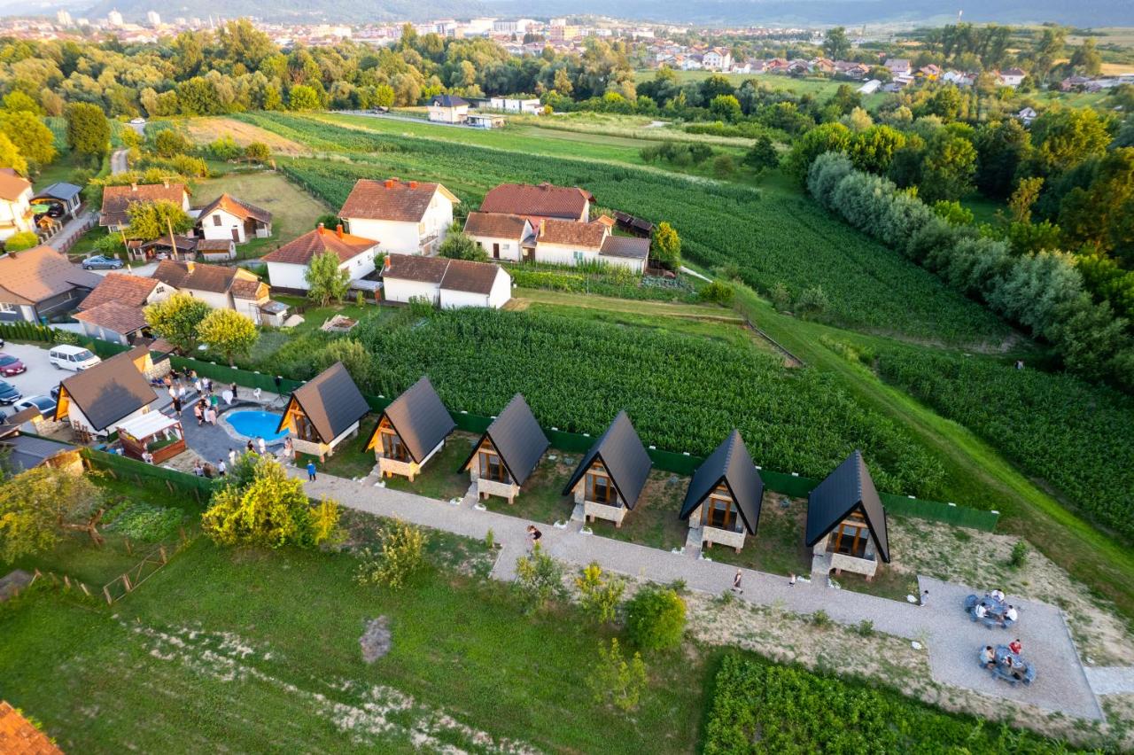 B&B Bihać - Resort La Familia - Bed and Breakfast Bihać