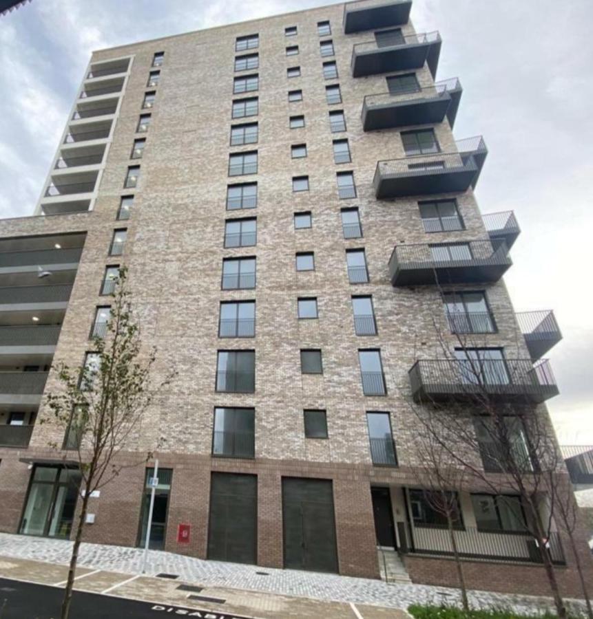 Newly Furnished 3 Bedroom Apartment - Chambres d’hôtes
