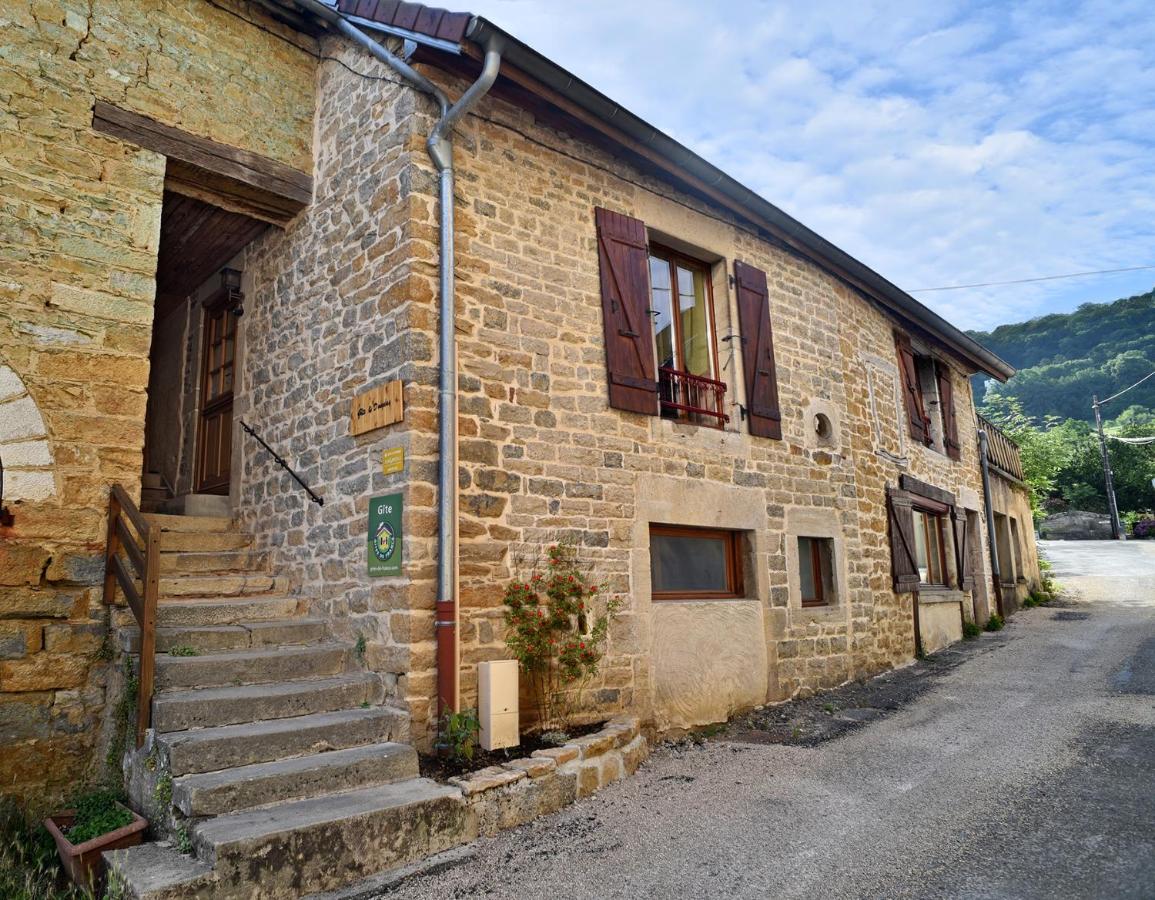 B&B Lavigny - Gite Le Douglas, Vignoble et reculées du Jura - Bed and Breakfast Lavigny