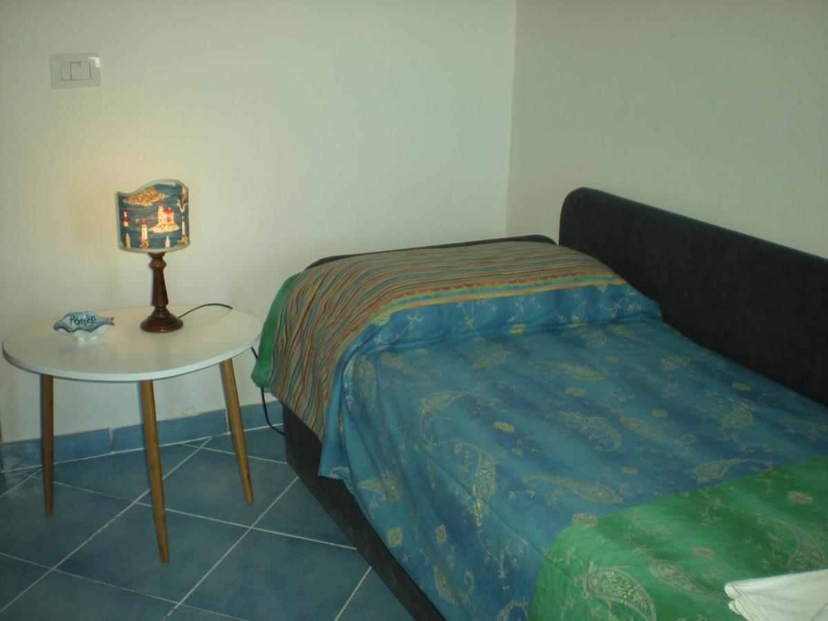 Standard Triple Room with Sea View