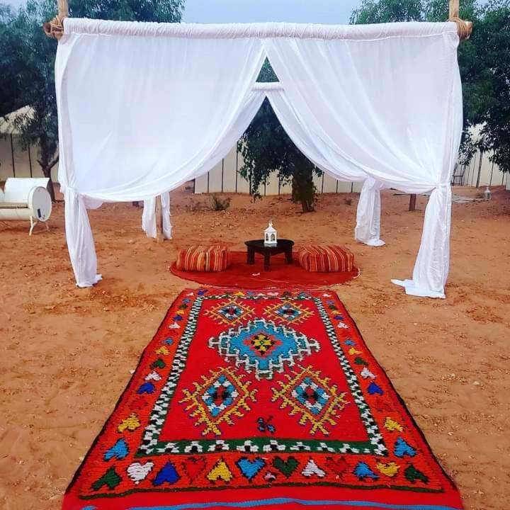 hello desert camp - B&B