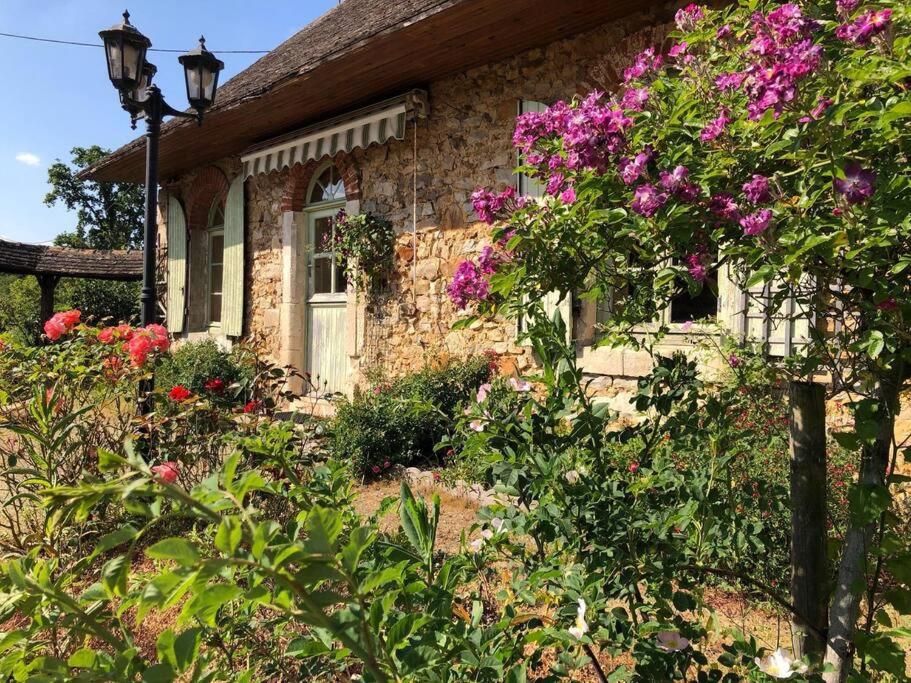 B&B Saint-Pavace - Le Domaine de la Cloche - Bed and Breakfast Saint-Pavace