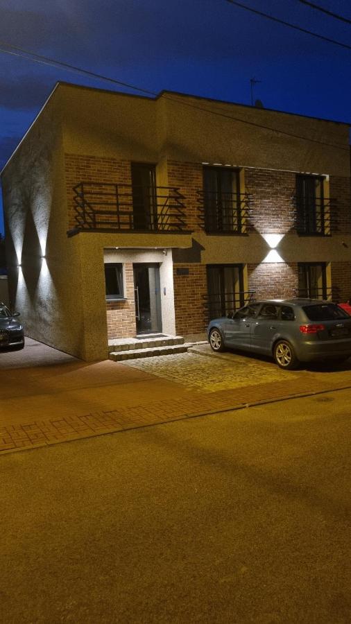 Apartamenty Monik Świętochłowice - Bed and Breakfast