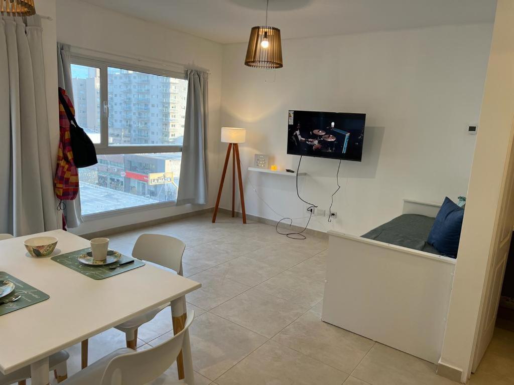 Depto 1 dormitorio vista al mar!! - Bed and Breakfast Puerto Madryn