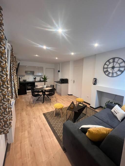 Coin de paradis avec spa illimité en plein centre Avranches - B&B Avranches