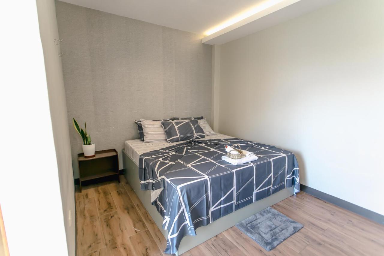 Midway Stay Apartments Dumaguete - B&B Dumaguete
