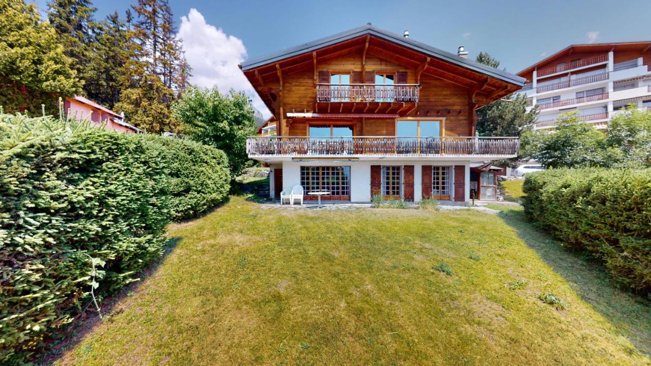Apartment with spectacular view of the peaks - B&B