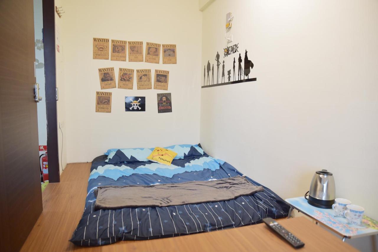 Zimmer mit Queensize-Bett und Gemeinschaftsbad