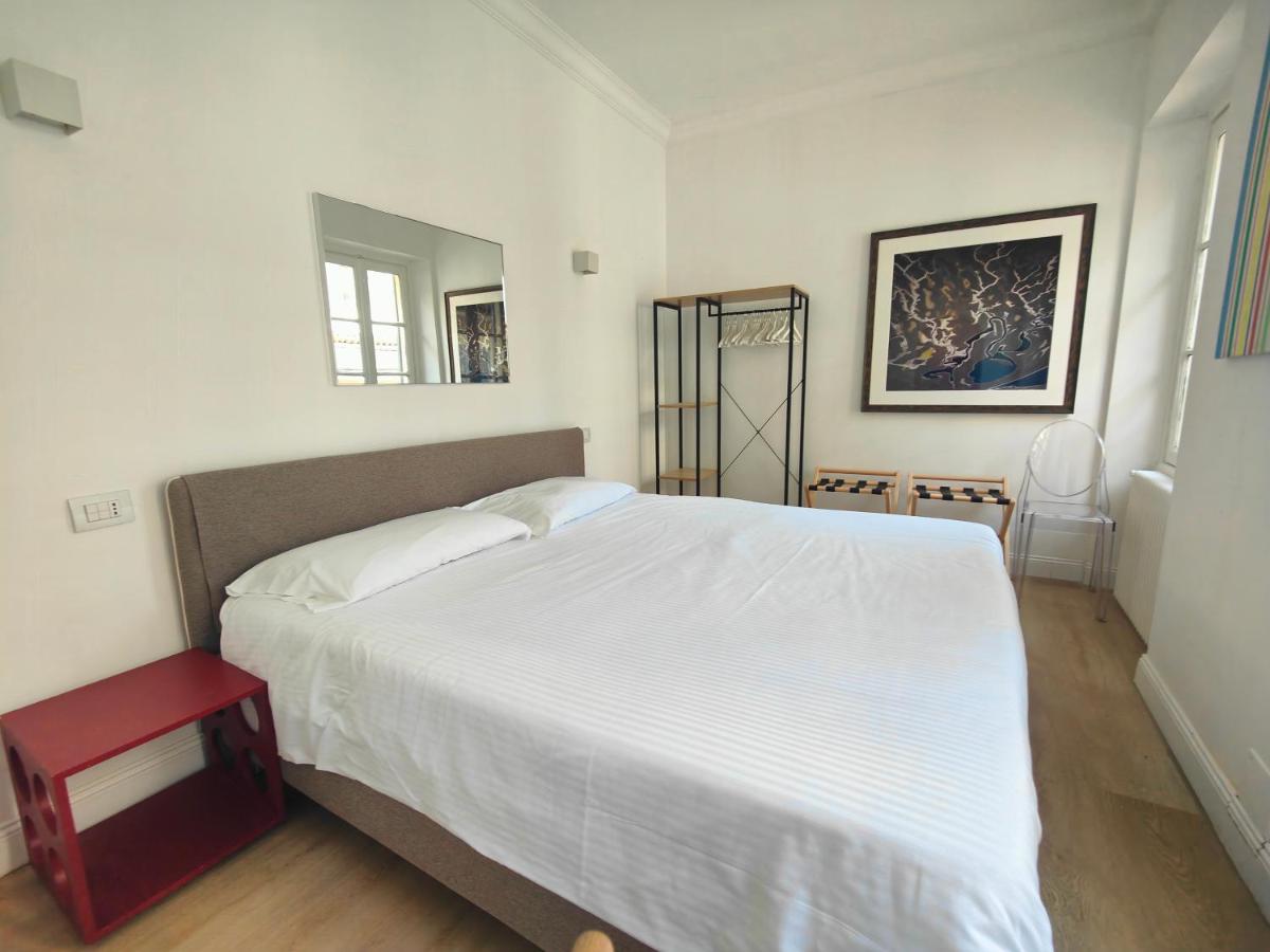 Sant'Andrea Charme Apartments - B&B Milan