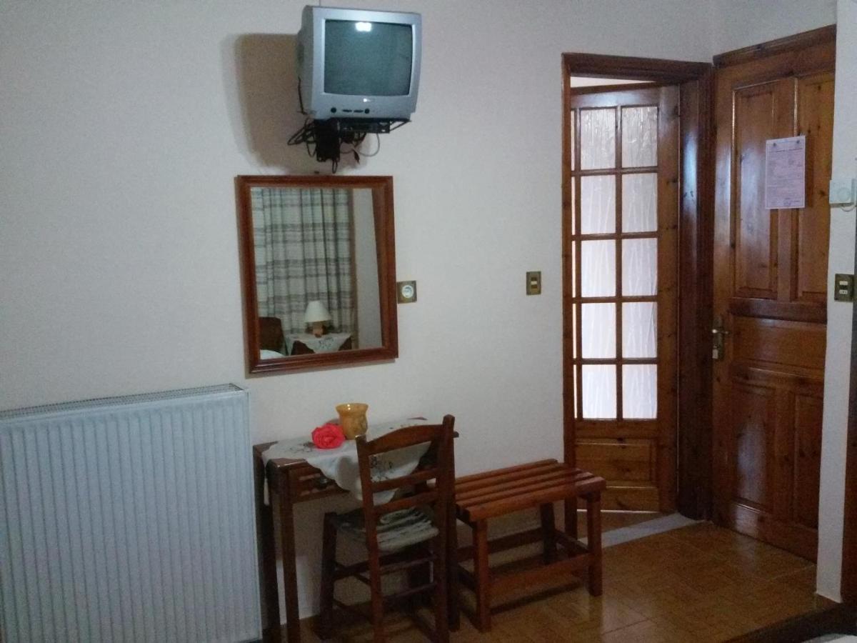 Large One-Bedroom Apartment with Sea View - 1st Floor 