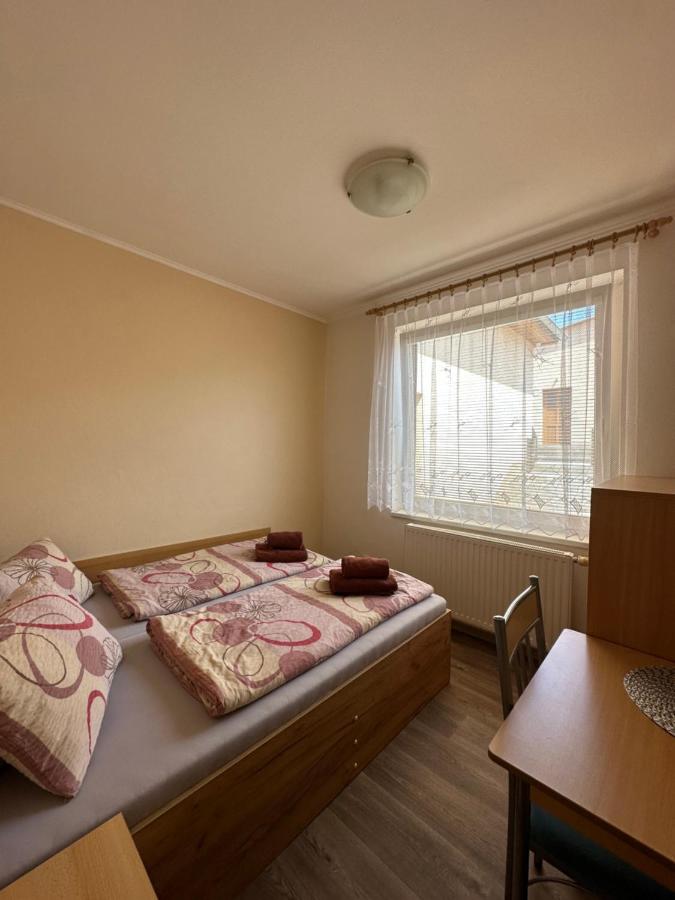 Apartment with Lake View