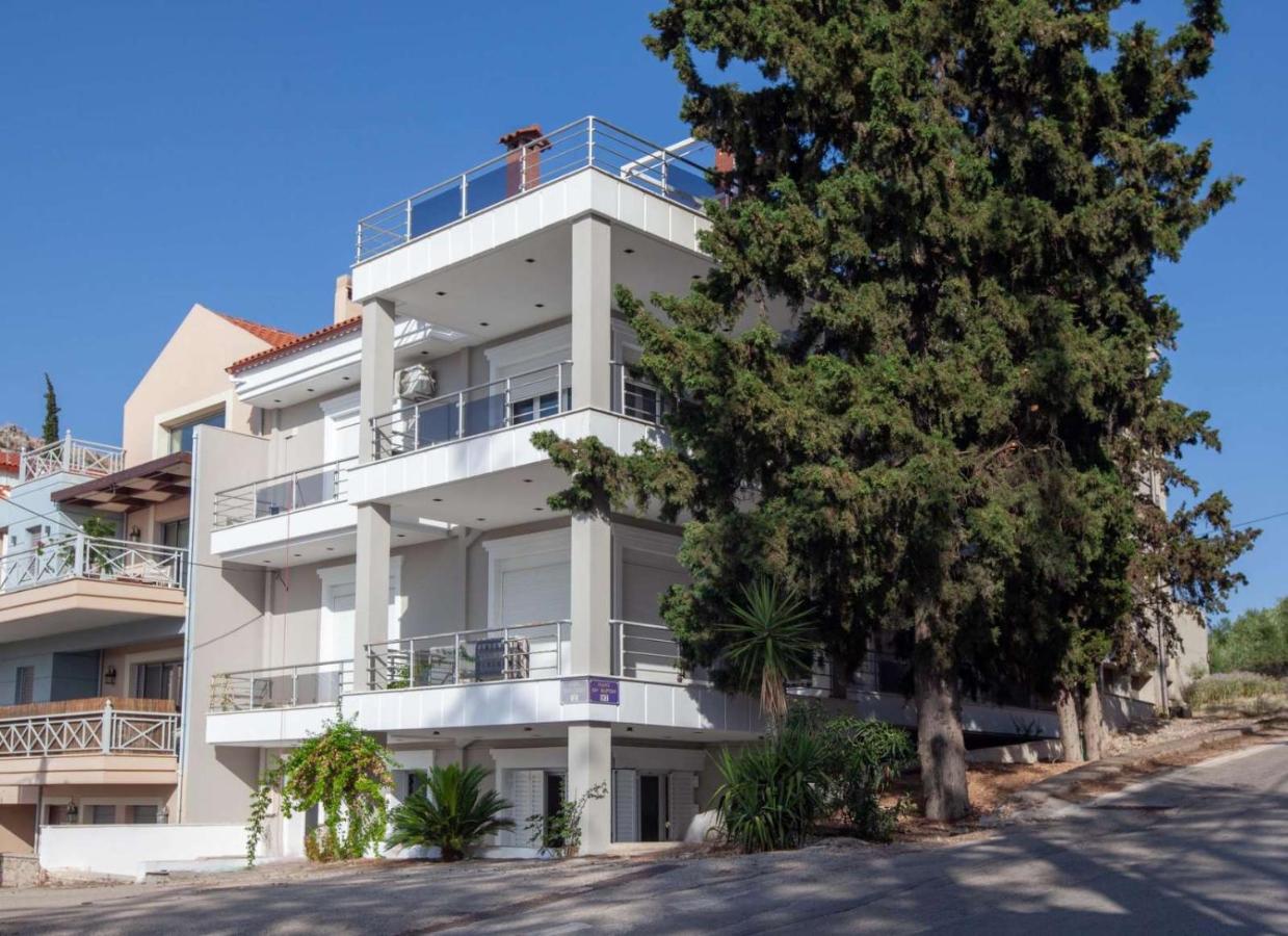 B&B Nafplion - Unique, elegant Bourtzi View Villa - Bed and Breakfast Nafplion