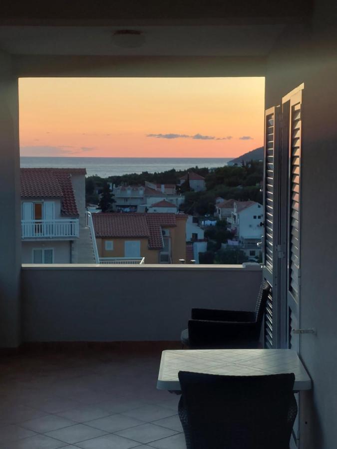 Apartments Petar - B&B Lesina