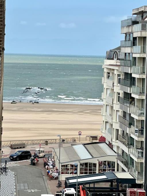 Bellini - Rubensplein - op 100 m van het strand - B&B