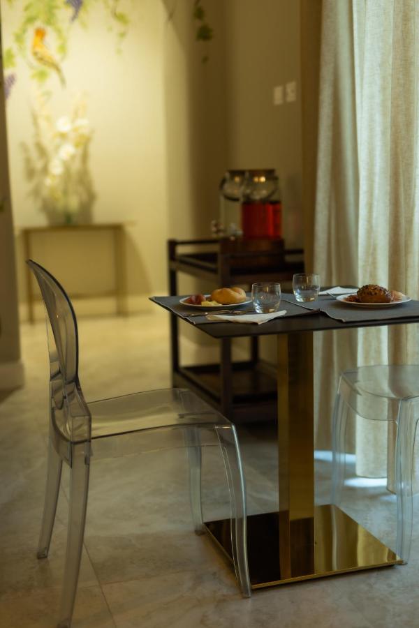 Palazzo Murat Luxury Rooms - B&B Arienzo