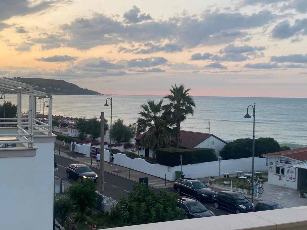 Terrazza sul Golfo di Venere - B&B