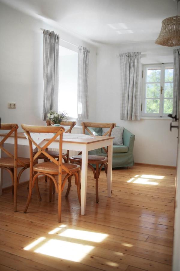 Apartment with Garden View