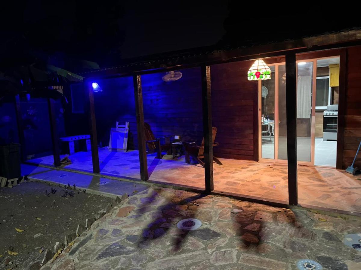 AO EO little wooden house honeymoon suite - B&B Santiago de los Caballeros