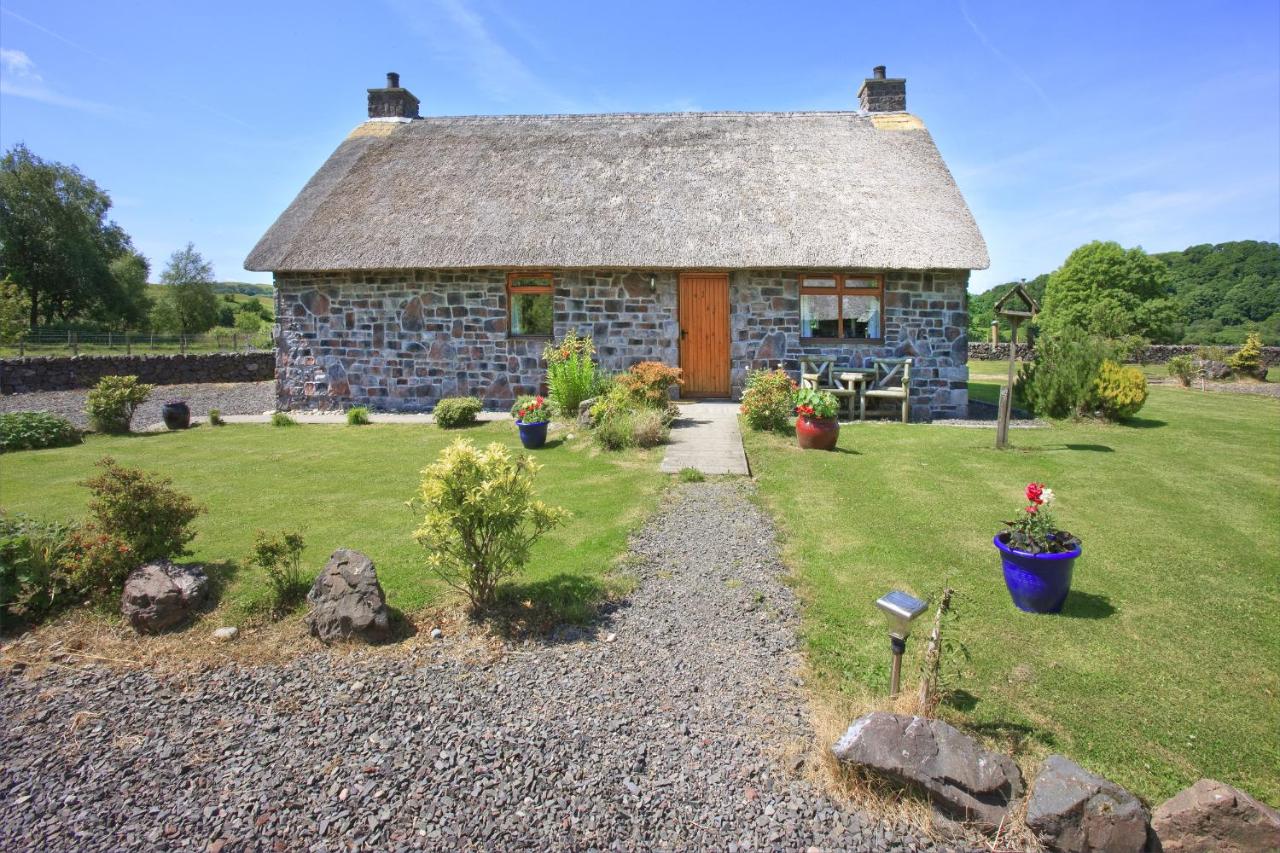 Three-Bedroom Cottage - MacKinnon